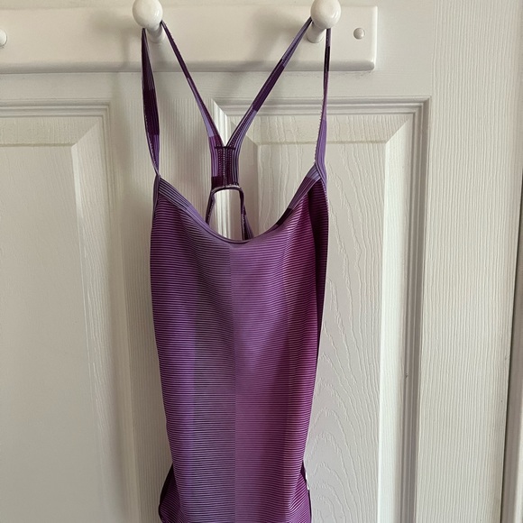 arena one piece - Picture 1 of 3